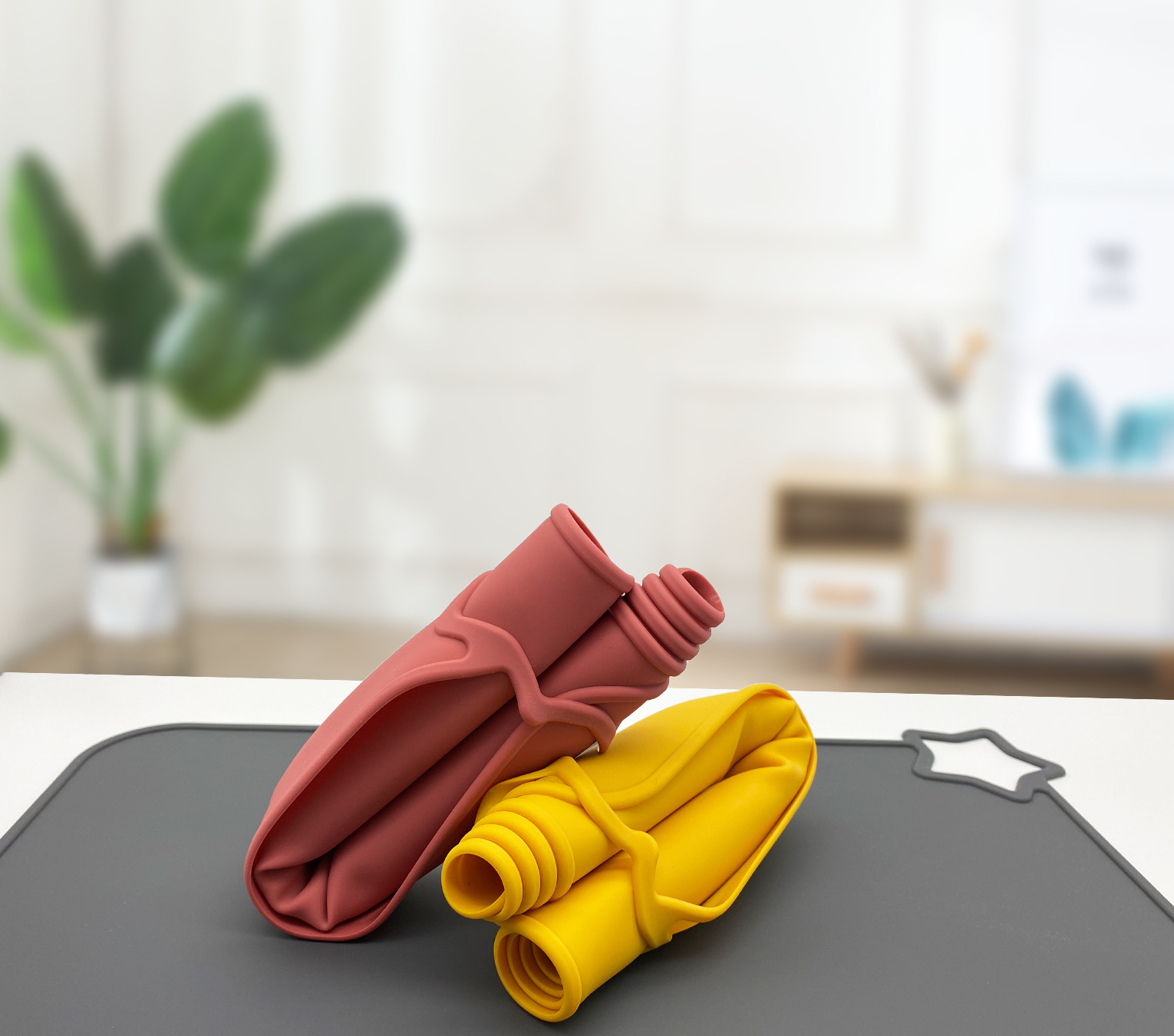 1PCS Simple Silicone Placemat  - Baby Food In Restaurant 评论和价格